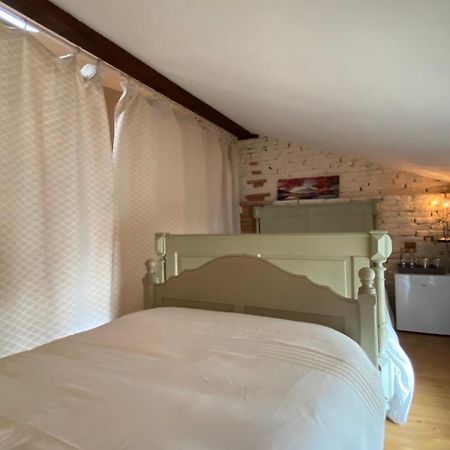Le Clos Du Cedre Launac Екстериор снимка