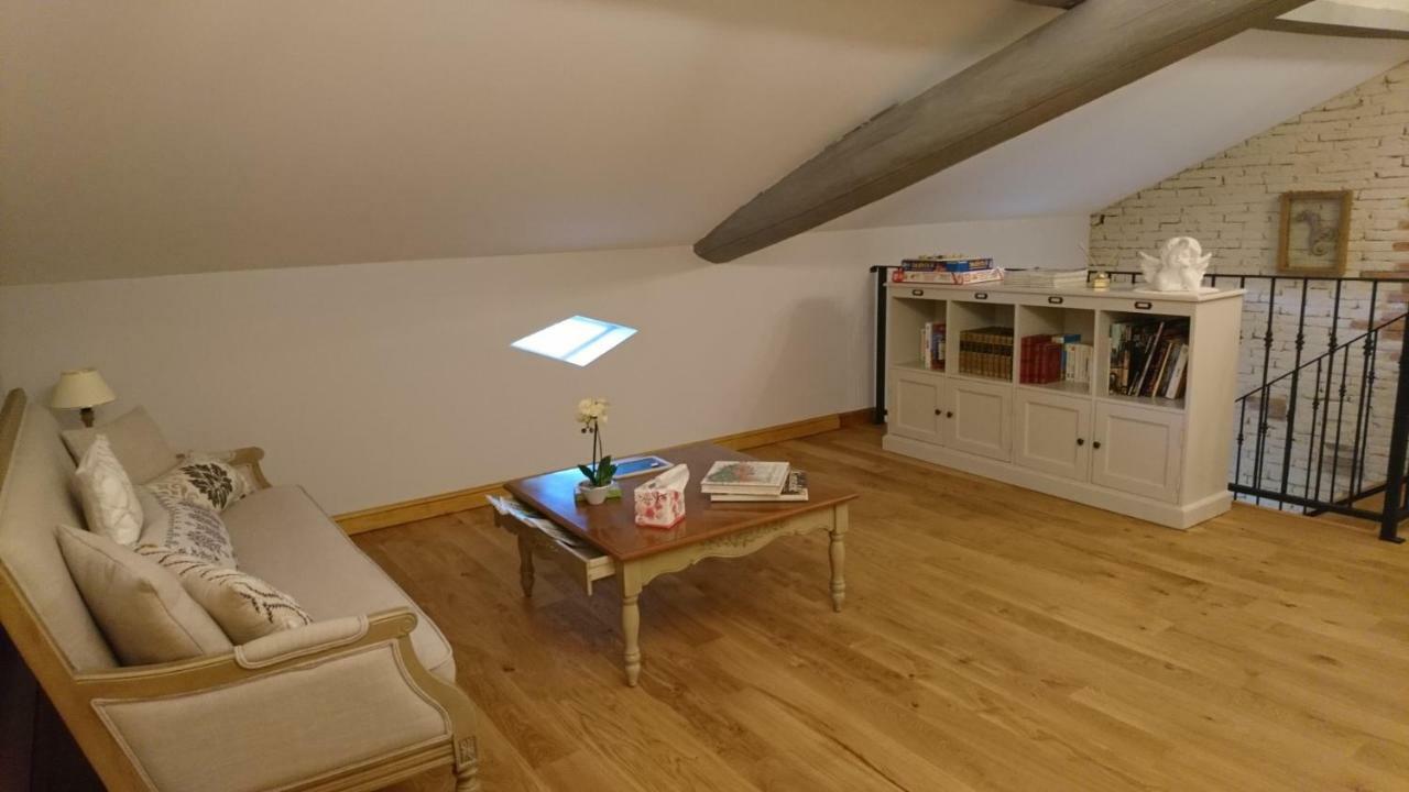 Le Clos Du Cedre Launac Екстериор снимка